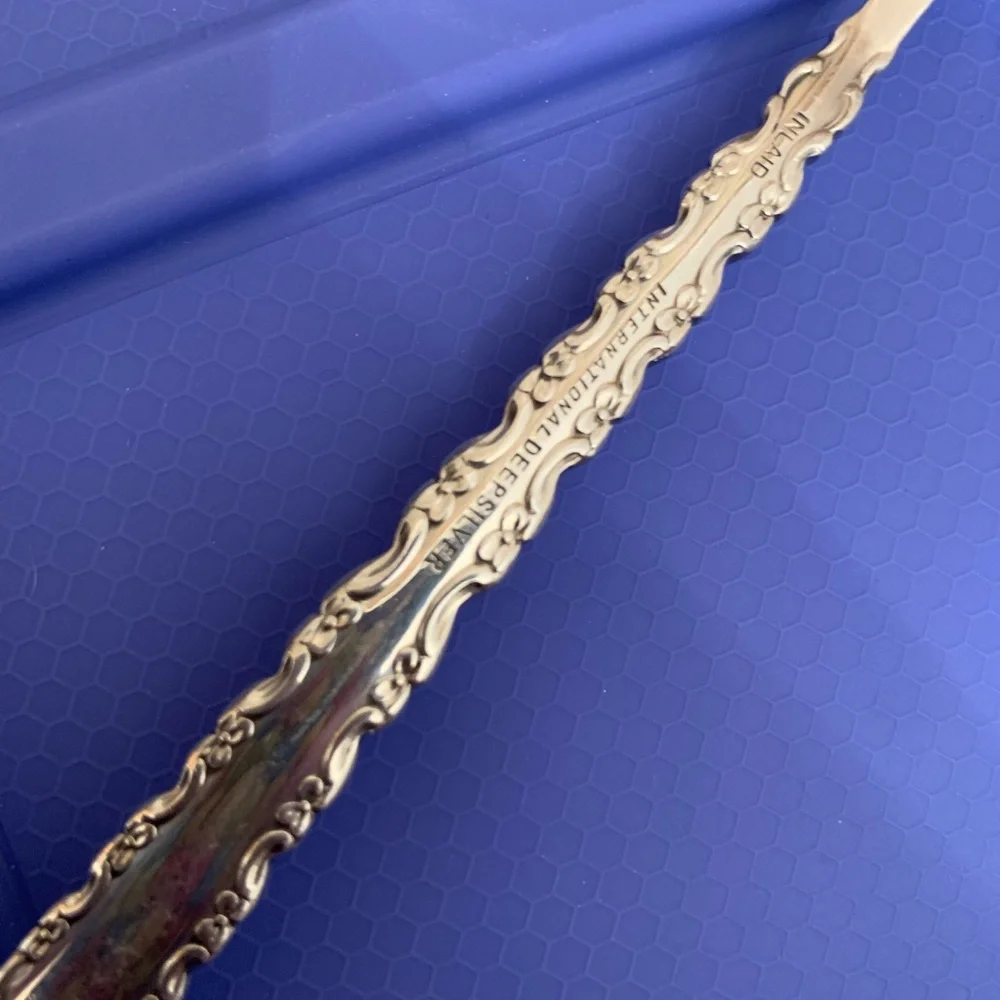 (1) VINTAGE Antique Replacement Piece international deep silver inlaid Fork